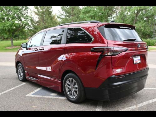 2024 Toyota Sienna XLE Plus AWD Mobility Handicap Van Handicap, US $91,900.00, image 38