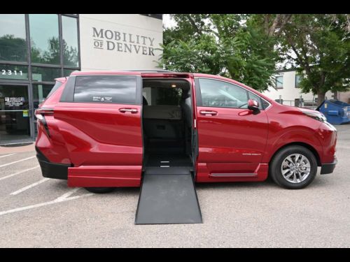 2024 Toyota Sienna XLE Plus AWD Mobility Handicap Van Handicap, US $91,900.00, image 46