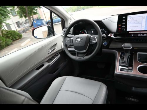 2024 Toyota Sienna XLE Plus AWD Mobility Handicap Van Handicap, US $91,900.00, image 52