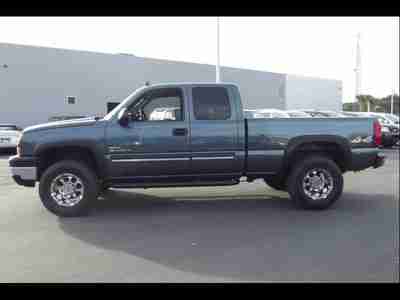 LT3 Chevy Diesel Duramax Allison Leather Extended Cab Spray in Bedliner, image 3