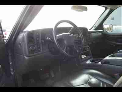 LT3 Chevy Diesel Duramax Allison Leather Extended Cab Spray in Bedliner, image 14