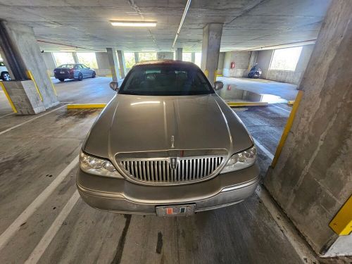 2005 Lincoln Town Car, US $500.00, image 3