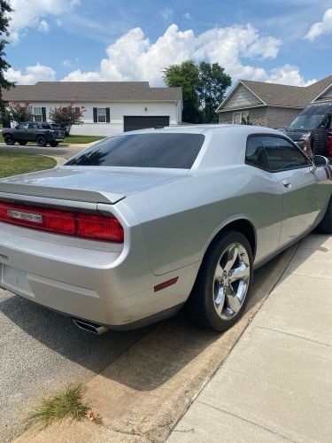 2012 dodge challenger r/t