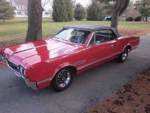 Beautiful restored 1966 olds 442 cutlass convertible a/c ps pb pow top no resv