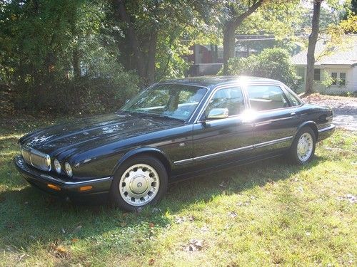 1998 jaguar xj8 vanden plas louisana  car and title perfect carfax  excellent