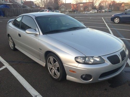 2004 pontiac gto base coupe 2-door 5.7l just inspected.