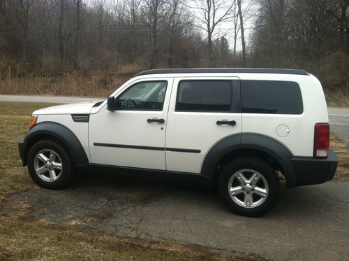 2007 dodge nitro sxt sport utility 4-door 3.7l