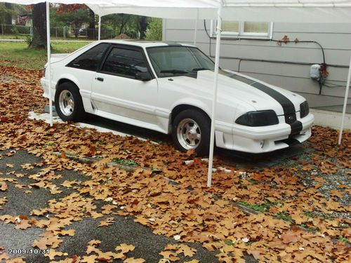 1987 mustang gt