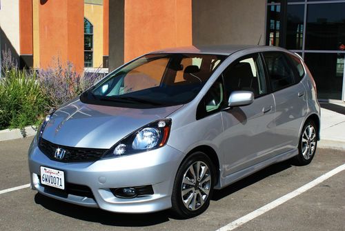 2012 honda fit sport hatchback 4-door 1.5l automatic low miles gas saver