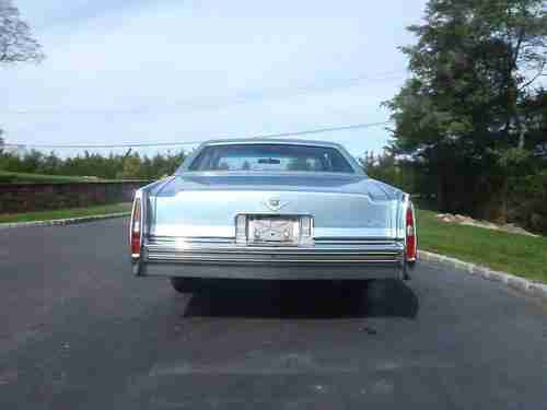 Cadillac Coupe de Ville 1979 - Very low mileage - Mint condition - For collector, image 3