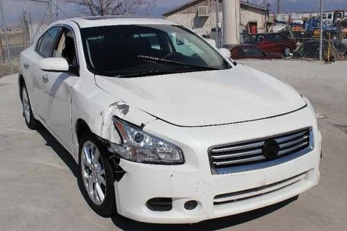 2012 nissan maxima s damaged rebuilder runs luxury sedan low miles wont last!!