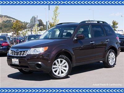 2013 forester 2.5x premium: 4,300 miles, offered by mercedes-benz dealer, superb
