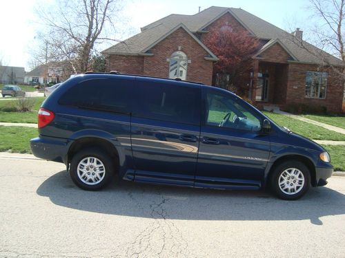 2001 dodge grand caravan, handicap wheelchair van, very clean, 93k, no reserve