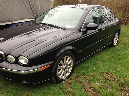 2002 jaguar x-type 2.5 black needs work please read