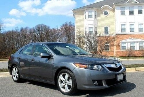 Non smoker, beautiful - 2010 acura tsx - like new