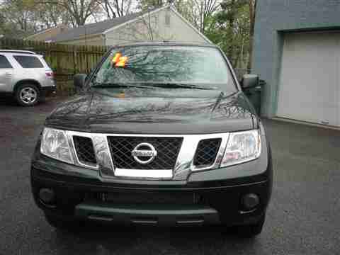 2012 Nissan Frontier SV Crew Cab Pickup 4x4 1-Owner only 3,250 Miles--Perfect, US $25,900.00, image 3