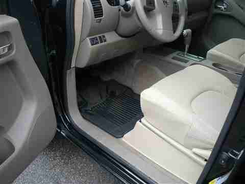 2012 Nissan Frontier SV Crew Cab Pickup 4x4 1-Owner only 3,250 Miles--Perfect, US $25,900.00, image 18