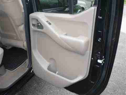 2012 Nissan Frontier SV Crew Cab Pickup 4x4 1-Owner only 3,250 Miles--Perfect, US $25,900.00, image 20