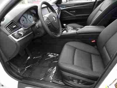 Certified 100K Warranty PREM 2 NAV XENON PARK SENSORS Clean CARFAX, image 2