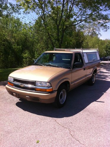 1999 chevrolet s10 base standard cab pickup 2-door 4.3l