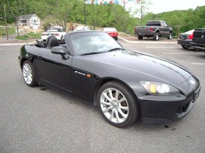 06 s2000 convertible, 2.2l, 6 speed manual,black leather, push button start, 68k