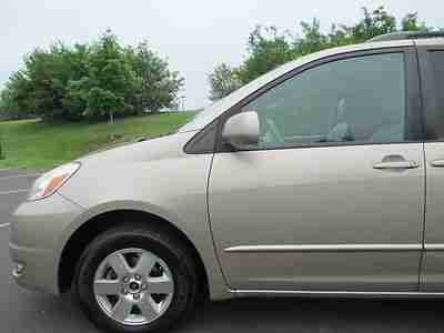 2004 TOYOTA SIENNA XLE ONE OWNER HEATED SEATS SUNROOF 7 PASSENGER DVD NO RESERVE, image 3