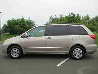 2004 TOYOTA SIENNA XLE ONE OWNER HEATED SEATS SUNROOF 7 PASSENGER DVD NO RESERVE, image 5