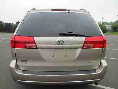 2004 TOYOTA SIENNA XLE ONE OWNER HEATED SEATS SUNROOF 7 PASSENGER DVD NO RESERVE, image 8