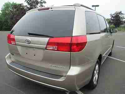 2004 TOYOTA SIENNA XLE ONE OWNER HEATED SEATS SUNROOF 7 PASSENGER DVD NO RESERVE, image 10