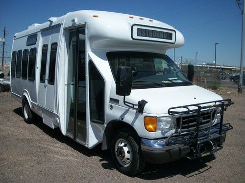 2007 ford e-450 super duty base cutaway van 2-door 6.8l