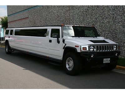 200"  22 pass h2 hummer white *** low low miles ****flawless***