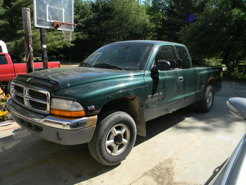 1998 dodge dakota base extended cab pickup 2-door 3.9l