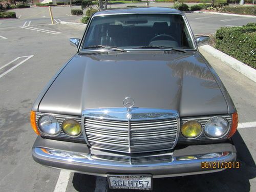 1983 MERCEDES 300 D TURBO DIESEL, image 2