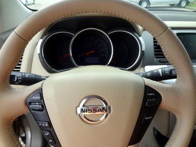 SV SUV 3.5L CD Front Wheel Drive Tow Hooks Power Steering 4-Wheel Disc Brakes, image 6