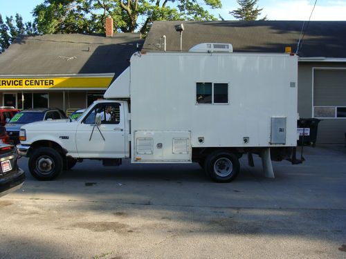 1993 ford f350 dually hunting? storm chaser? work? / box truck no reserve
