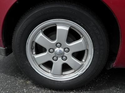 Standard Hybrid-electric 1.5L CD 6 Speakers AM/FM CD w/6 Speakers AM/FM radio, image 10