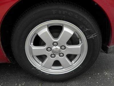 Standard Hybrid-electric 1.5L CD 6 Speakers AM/FM CD w/6 Speakers AM/FM radio, image 13