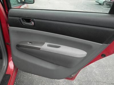 Standard Hybrid-electric 1.5L CD 6 Speakers AM/FM CD w/6 Speakers AM/FM radio, image 16