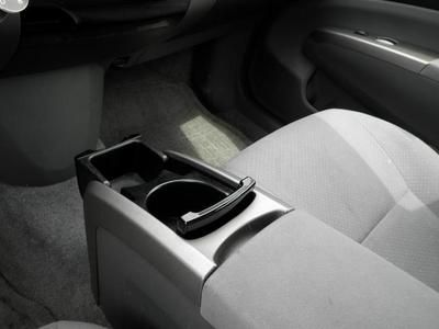 Standard Hybrid-electric 1.5L CD 6 Speakers AM/FM CD w/6 Speakers AM/FM radio, image 29