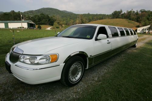 Lincoln Limousine, White Ultra, 180