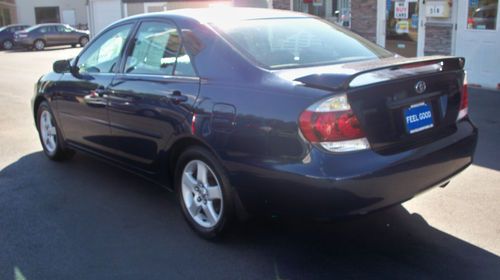 2005 Toyota Camry LE Sedan 4-Door 2.4L, image 4