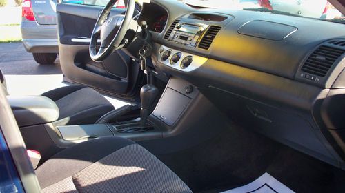 2005 Toyota Camry LE Sedan 4-Door 2.4L, image 11