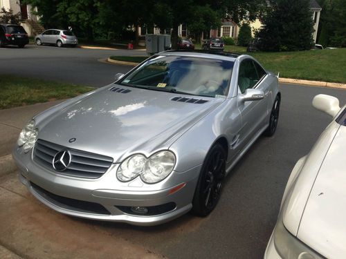 Find used 2003 SL500 AMG Sport Package Panorama Roof in Centreville