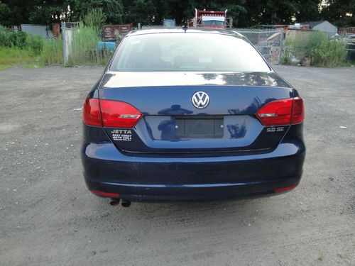 2011 volkswagen jetta ....flood salvage rebuildable