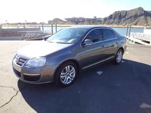 2009 volkswagen jetta sedan 4dr dsg tdi