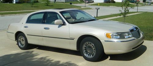 2000 Lincoln Town Car Cartier Sedan 4-Door 4.6L~GARAGE KEPT! FULLY LOADED!, US $3,999.00, image 4