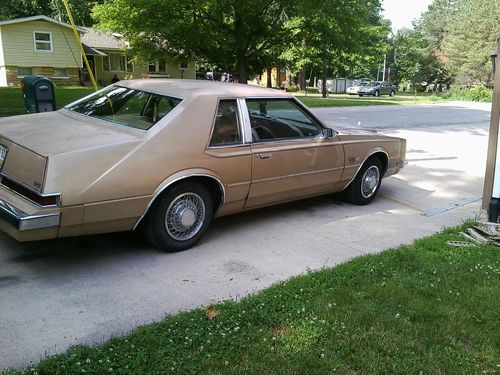 1983 chrysler imperial base hardtop 2-door 5.2l less than 80,000 miles