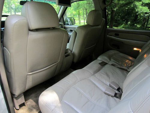 no reserve 2001 Chevrolet Suburban 1500 LT Sport Utility 4-Door 5.3L no reserve, image 12