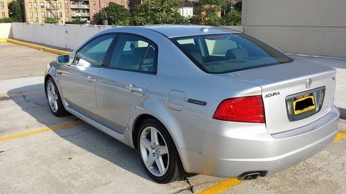 2005 acura tl base sedan 4-door 3.2l w/navigation