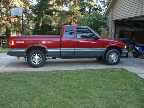 1996 gmc sonoma sle extended cab pickup 2-door 4.3l